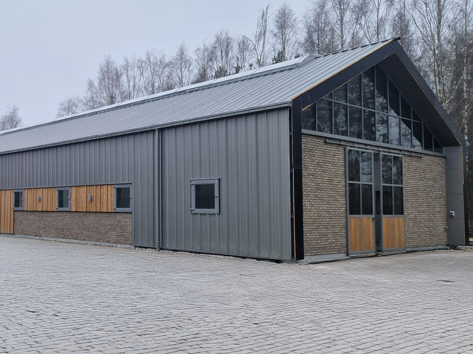 Obudowy hal przemysłowych